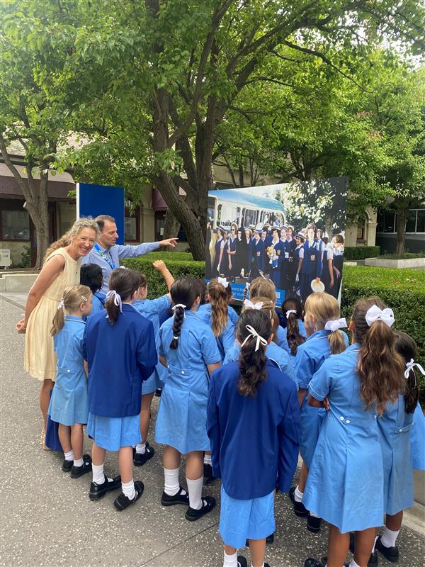 Our Year 2 students are pictured below whilst taking a tour of Heritage Walk.